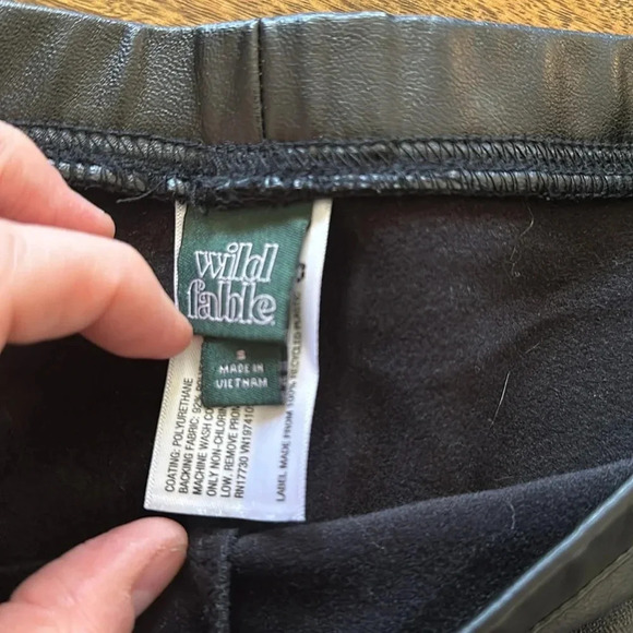 Wild Fable faux leather leggings size Small as new condition - Picture 2 of 7